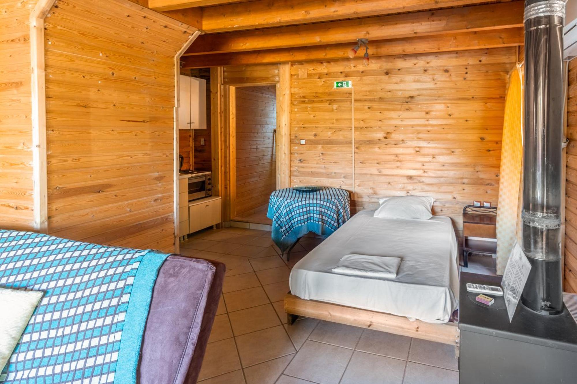 Zeus-Village Οικισμός Φινλανδικών Chalet Με Πισίνες & Γυμναστήριο Molos  Екстериор снимка